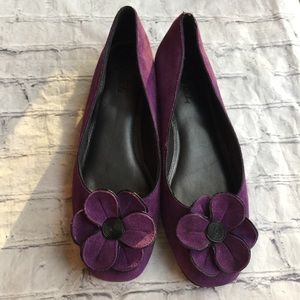 LIFE STRIDE EXOTIC PURPLE SUEDE FLOWER FLATS 11M